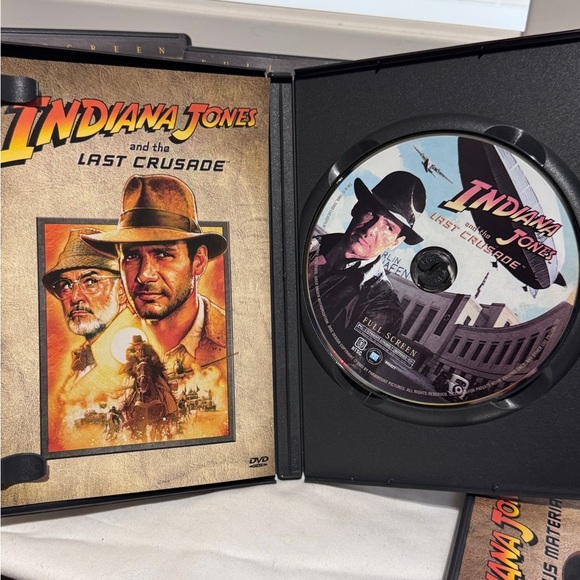 ✨HOST PICK✨ 🎬 Vintage 2000 Indiana Jones DVD Movie Complete Collection - Picture 8 of 15